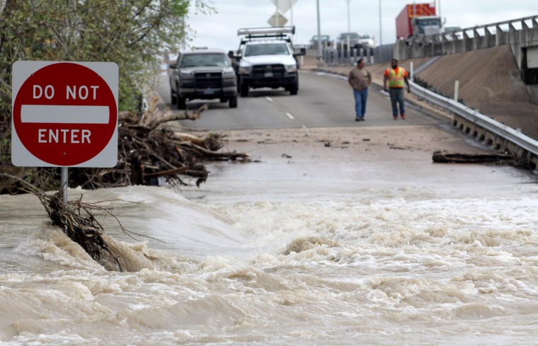 Year in Photos - Belton Flooding